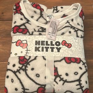 Sanrio Hello Kitty Plush 2 piece pajamas NWT L women's